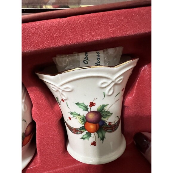 Lenox Holiday Tartan 3 Votive Candle Holders Different Vase Shapes New Open Box - Picture 5 of 10